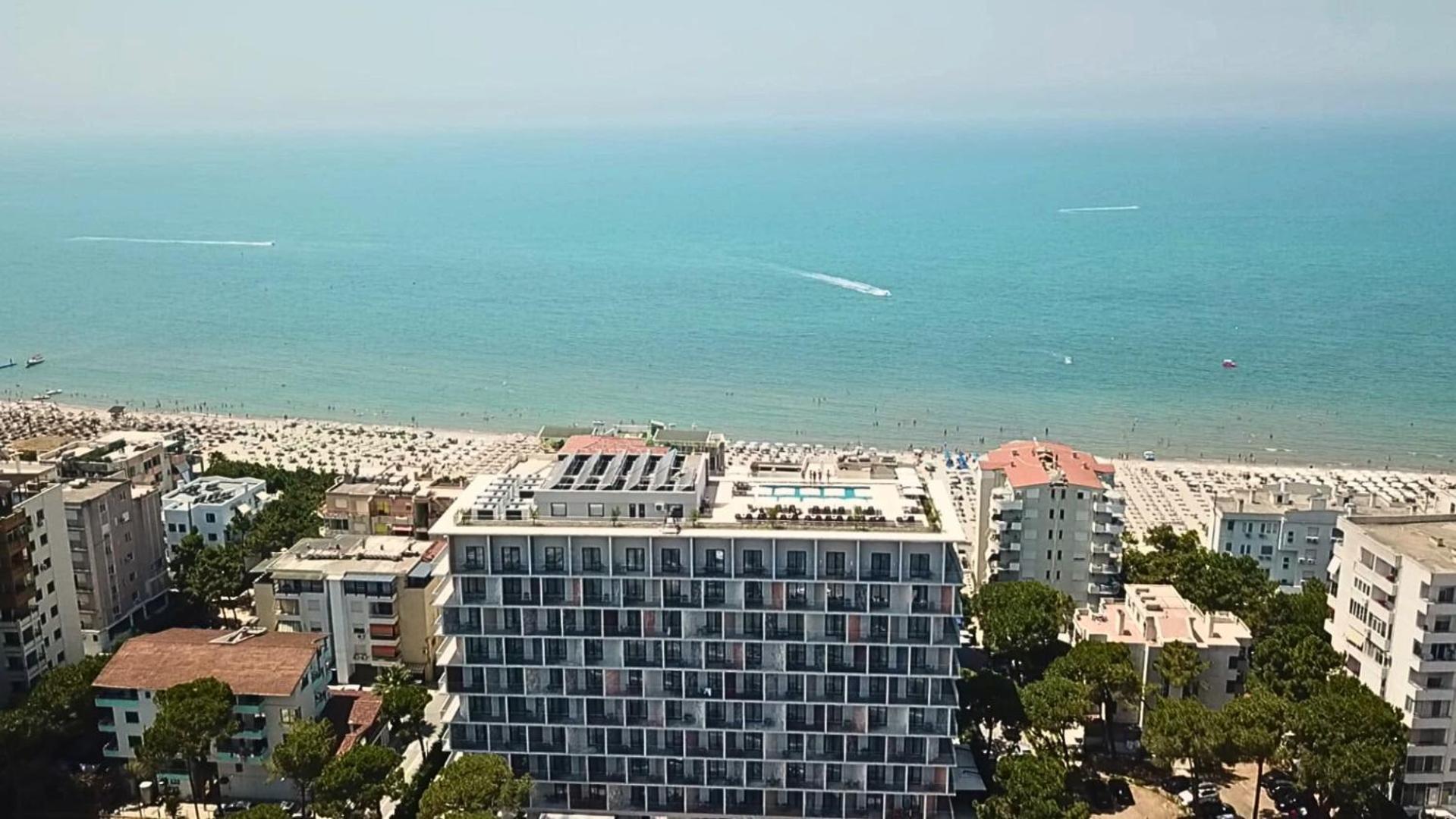 Hotel Bay