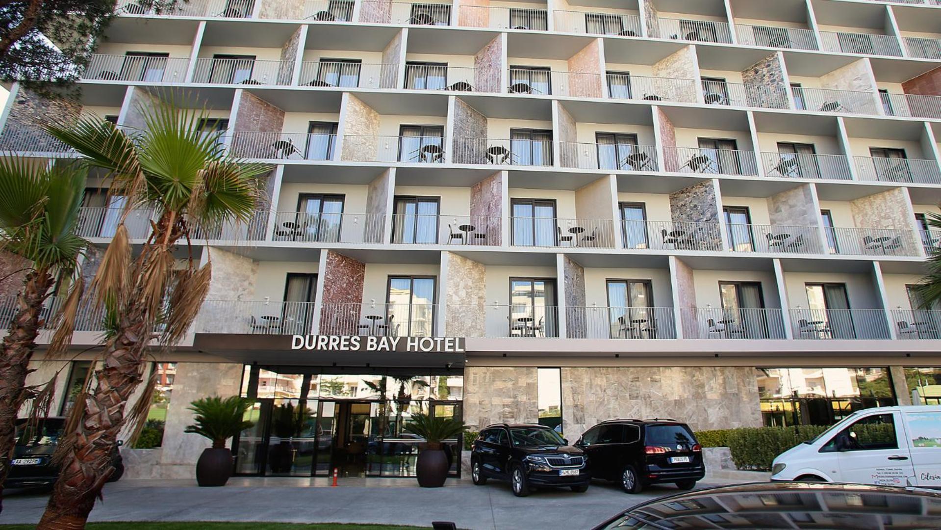 Bay 4* Durrës