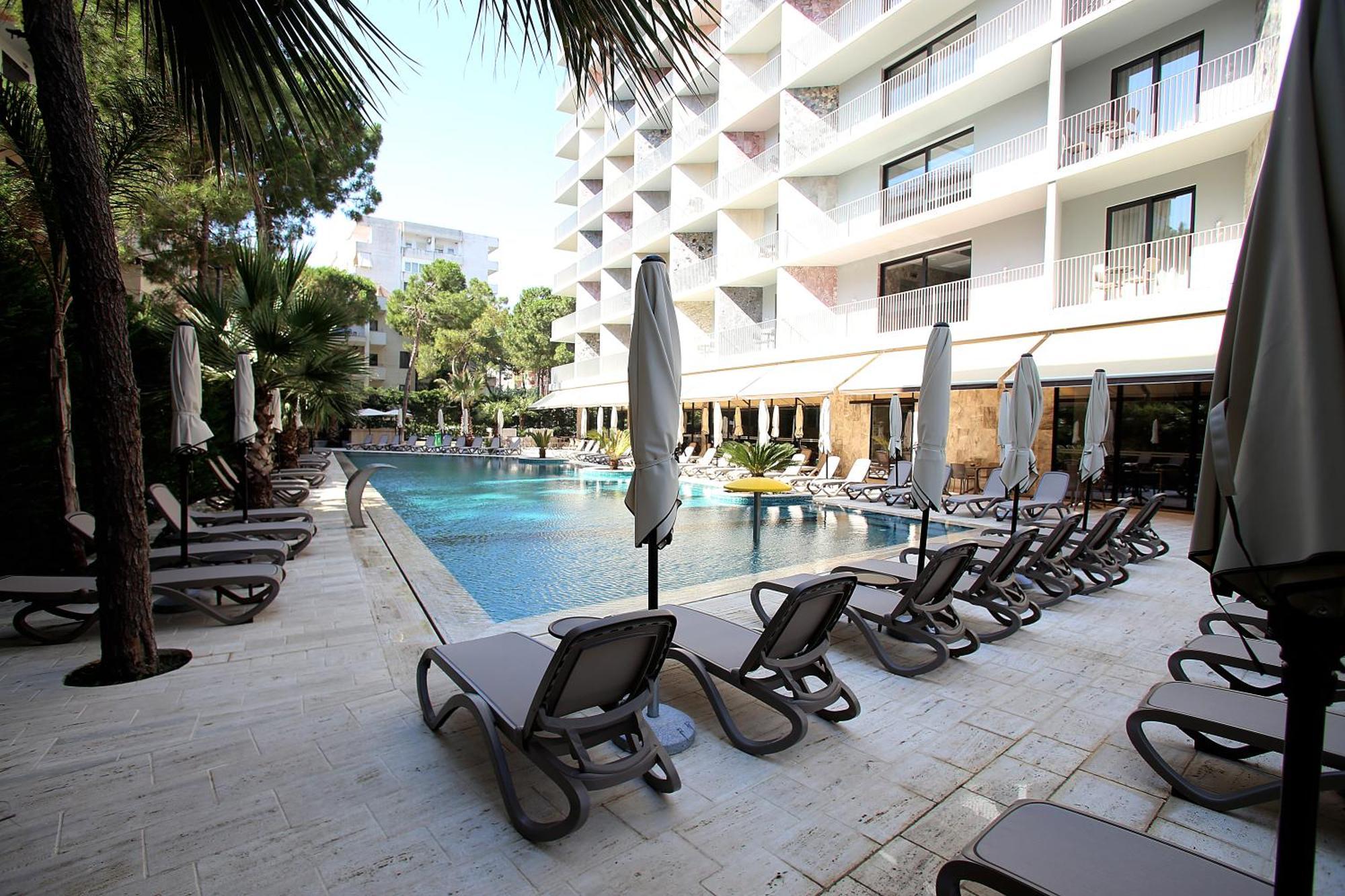 Bay Hotel 4*