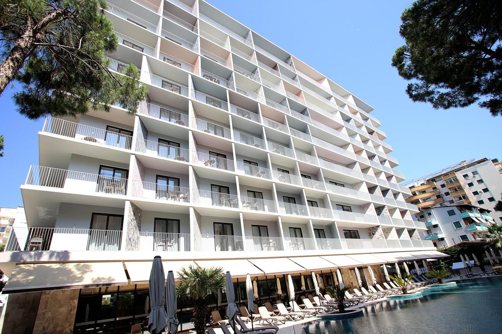 Bay Hotel