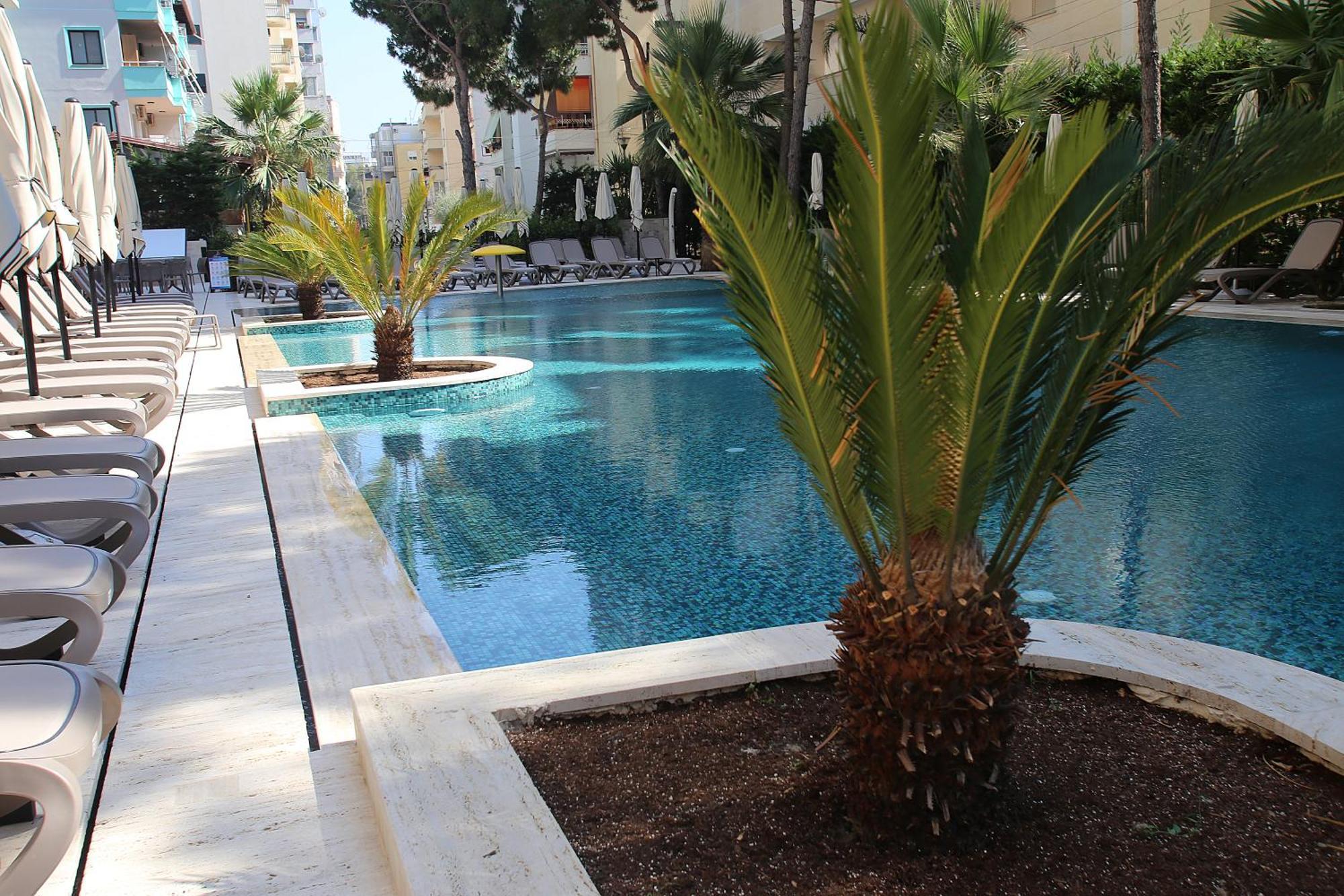 Hotel Bay 4*