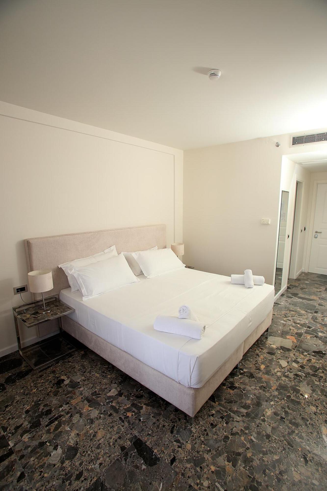 Bay Hotel
