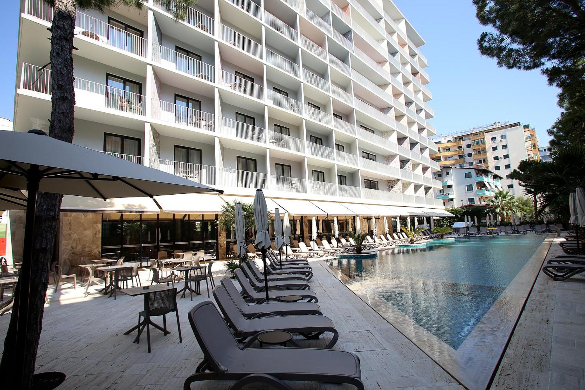 Bay Hotel 4*